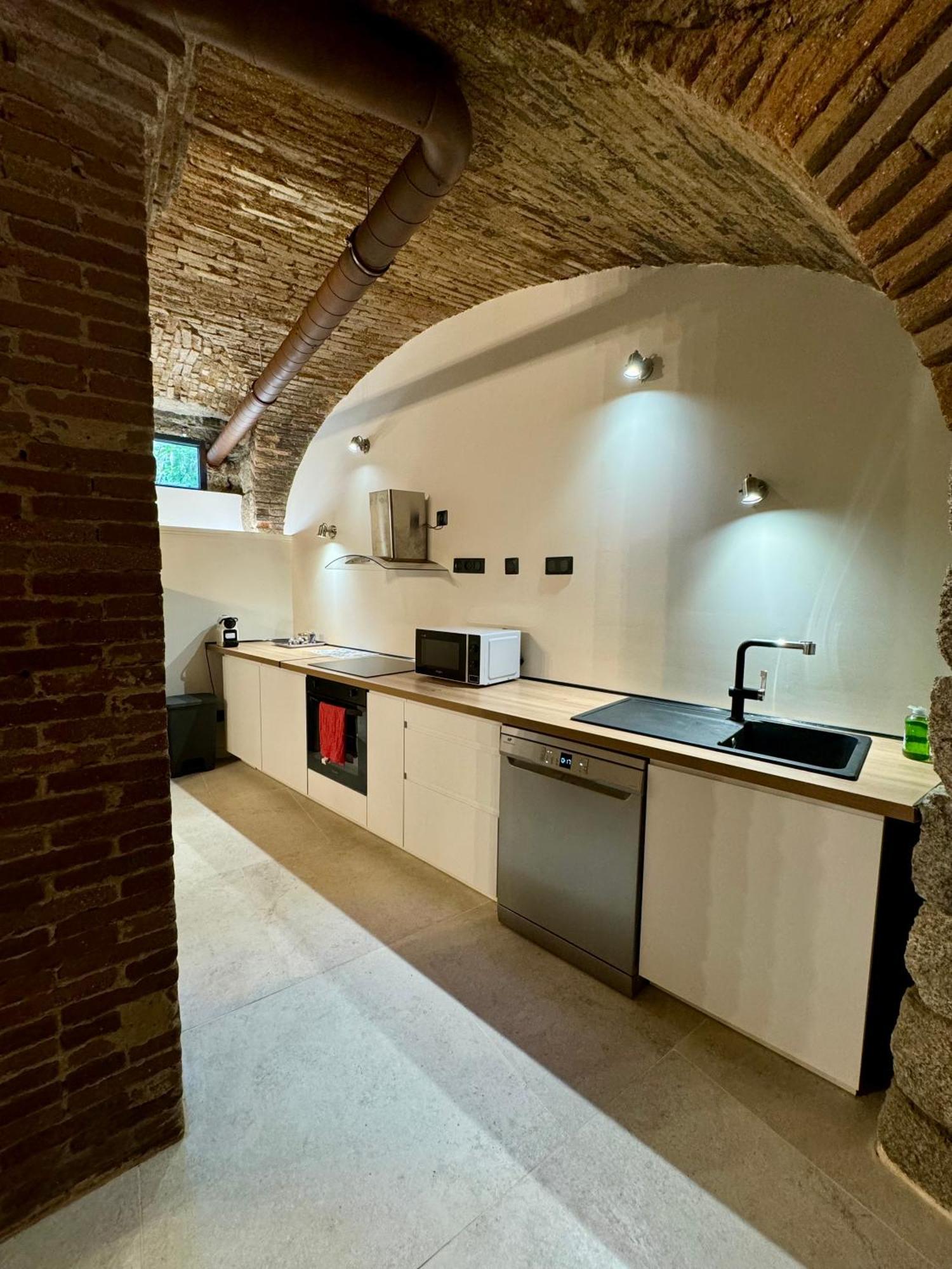 Loft De Charme En Centre Ville Sartène Екстериор снимка